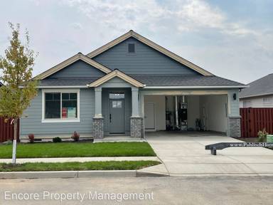 Main picture of 1070 NE Henry Dr