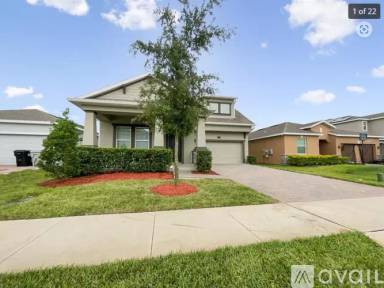 Main picture of 744 Bonsai St