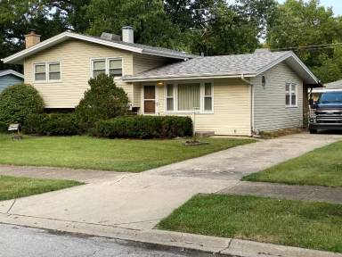 Main picture of 18853 Greenbay Ave
