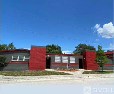 Main picture of 403 S Cirus Ave