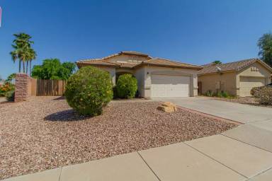 Main picture of 11198 W Almeria Rd