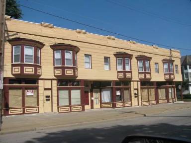 Main picture of 1902 W 65th St