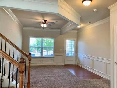 Main picture of 967 Pine Ln