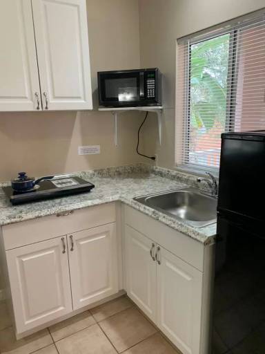 Main picture of 2777 N Poinciana Blvd