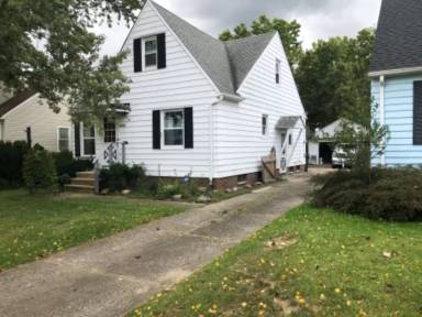 Main picture of 13920 Maple Leaf Dr