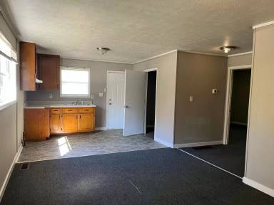 Main picture of 634 Moody St