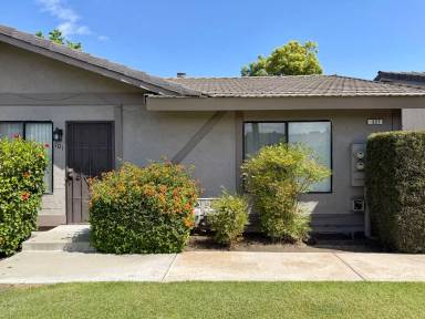 Main picture of 537 W Escalon Ave
