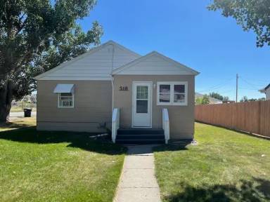 Main picture of 518 N 3rd St