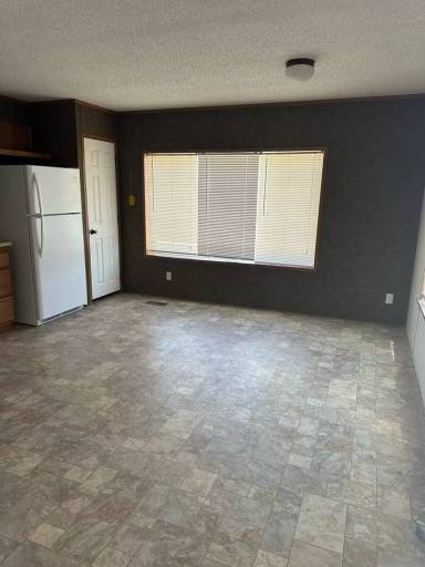Main picture of 624 Madison Way