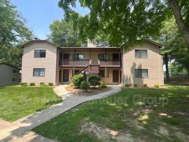 Main picture of 52 Pepperwood Ct