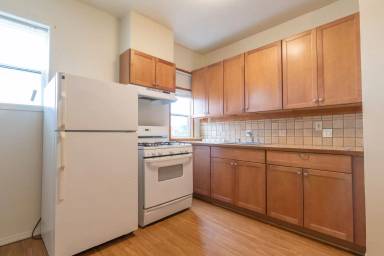 Main picture of 7204 NE Glisan St