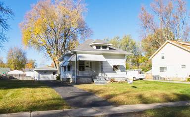 Main picture of 5619 Chippewa Rd