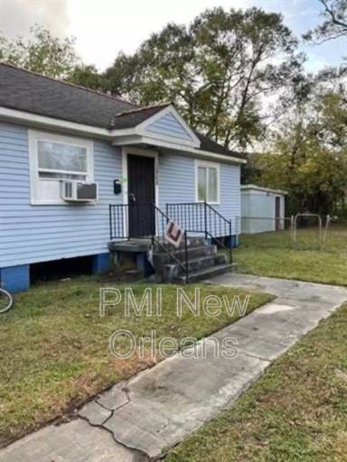 Main picture of 1868 Benefit St
