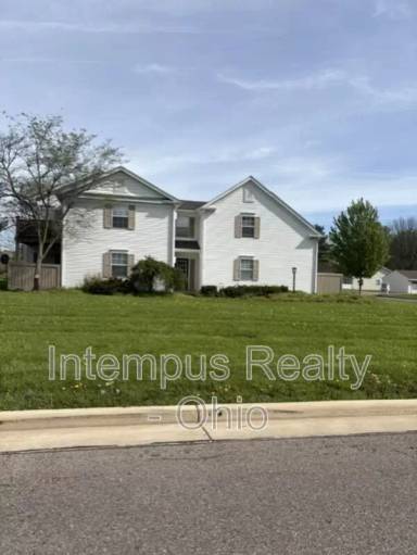 Main picture of 7464 Huntington Dr