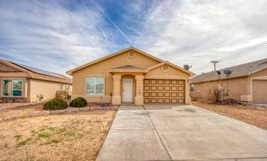 Main picture of 1704 Shreya St