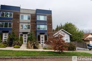Main picture of 2854 SW Adams St