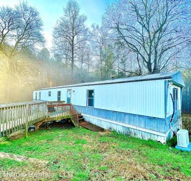 Main picture of 111 Camp Creek Rd