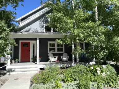 Main picture of 320 N Bozeman Ave