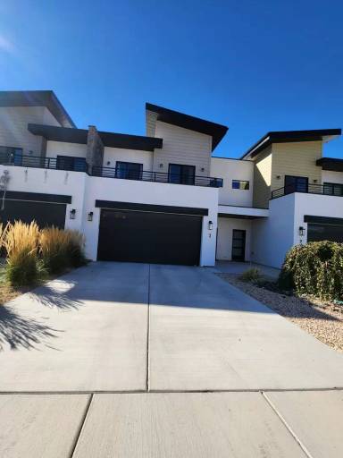 Main picture of 287 W 1425 N