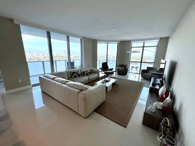 Main picture of Marina Palms Residence