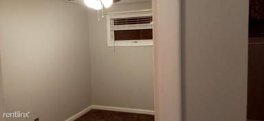 Main picture of 7894 Lake Shore Blvd