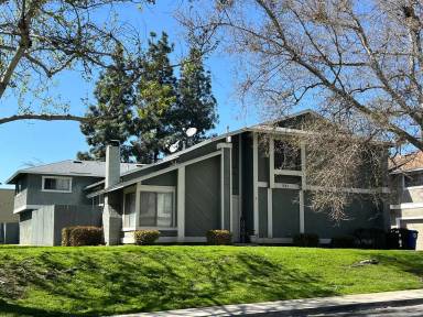 Main picture of 221 Grayson Way