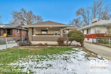 Main picture of 615 E Redondo Ave