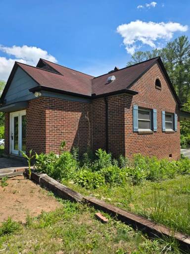 Main picture of 1203 Hibriten Dr SE