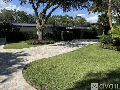 Main picture of 11300 SW 69th Ct