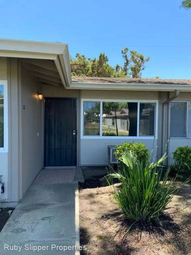 Main picture of 2700 Macdougal St