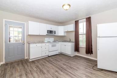 Main picture of 416 Bank St
