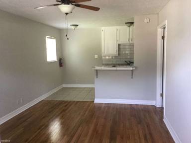 Main picture of 7125 Fir St