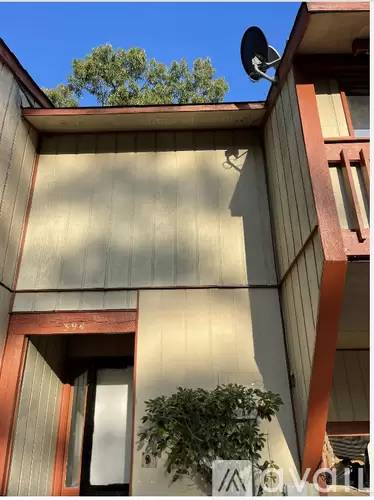 Main picture of 394 Oakhill Ln