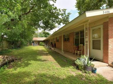 Main picture of 3406 Speedway