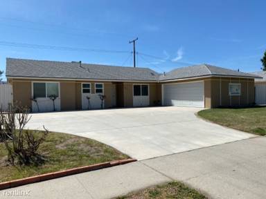 Main picture of 1454 Arabian St