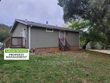 Main picture of 15765 Harley Ct