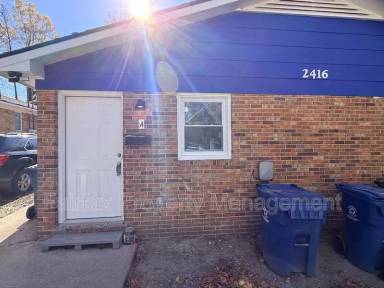 Main picture of 2416 Owen St