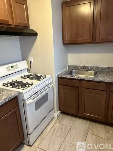 Main picture of 32503 Lydia St
