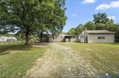 Main picture of 2496 Red Lane Rd