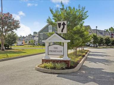 Main picture of 610 Promenade Ln
