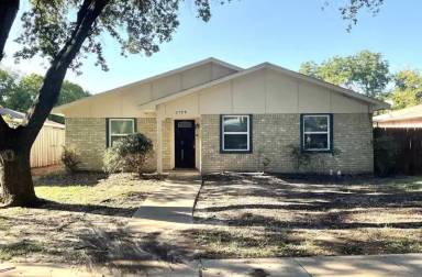 Main picture of 2709 Clover Valley Dr