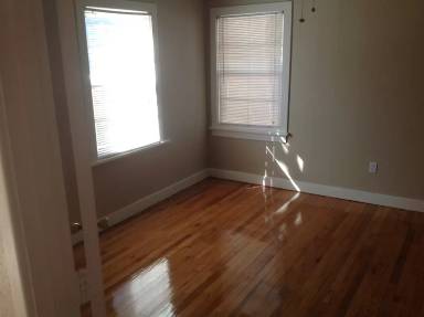 Main picture of 2414 32nd St
