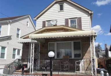 Main picture of 11433 208th St