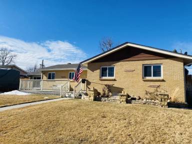 Main picture of 1195 S Kendall St