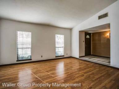 Main picture of 1209 Hemlock Ct