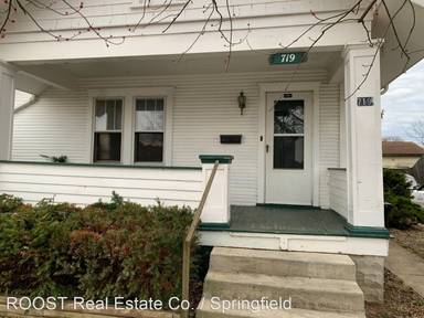 Main picture of 719 1/2 Rice St
