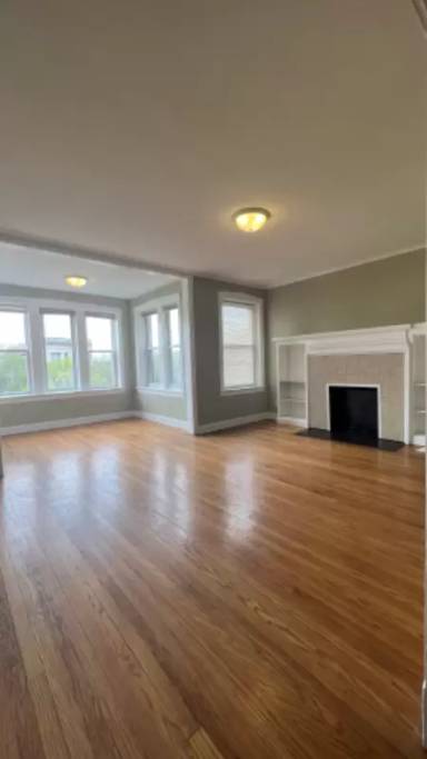 Main picture of 6161 S Michigan Ave