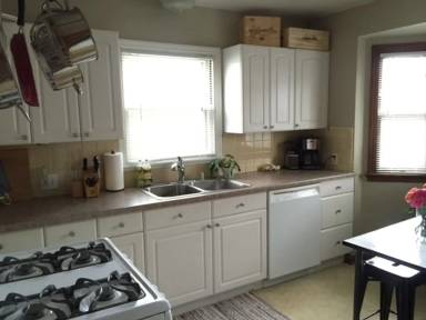 Main picture of 3435 N Humboldt Blvd