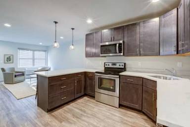 Main picture of 800 Cassata Dr