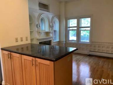 Main picture of 195 Commonwealth Ave
